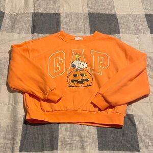 GAP Halloween Snoopy Pumpkin Sweatshirt